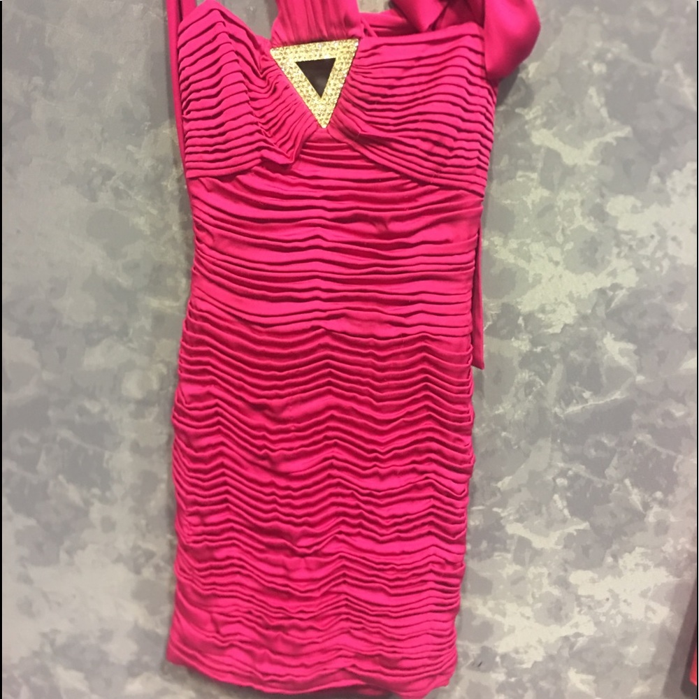 Pink Robert Rodriguez cocktail dress.